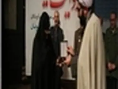 «نشان تبریز» به معصومه سپهری اهدا شد