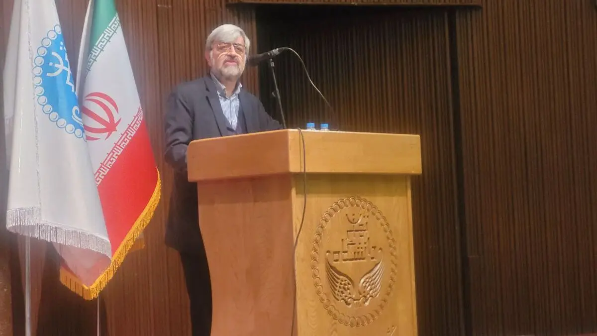 اگر توازنی میان جامعه مدنی و حکومت برقرار نباشد، آن جامعه نمی‌تواند آرزوی توسعه داشته باشد