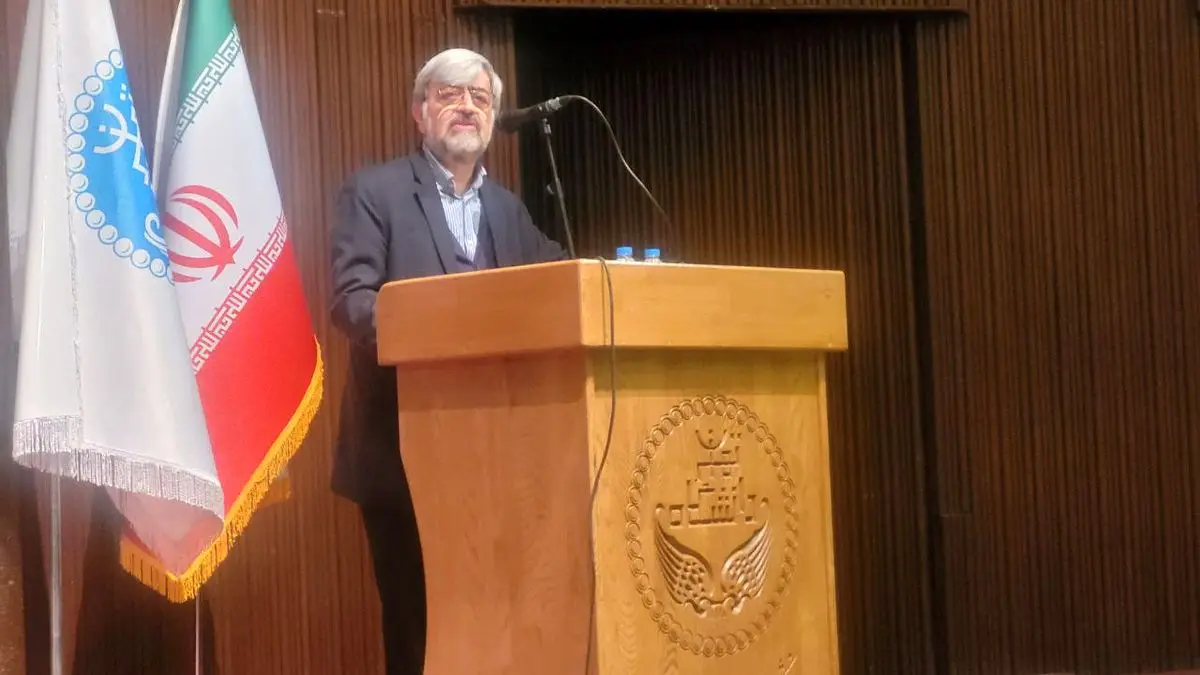 اگر توازنی میان جامعه مدنی و حکومت برقرار نباشد، آن جامعه نمی‌تواند آرزوی توسعه داشته باشد