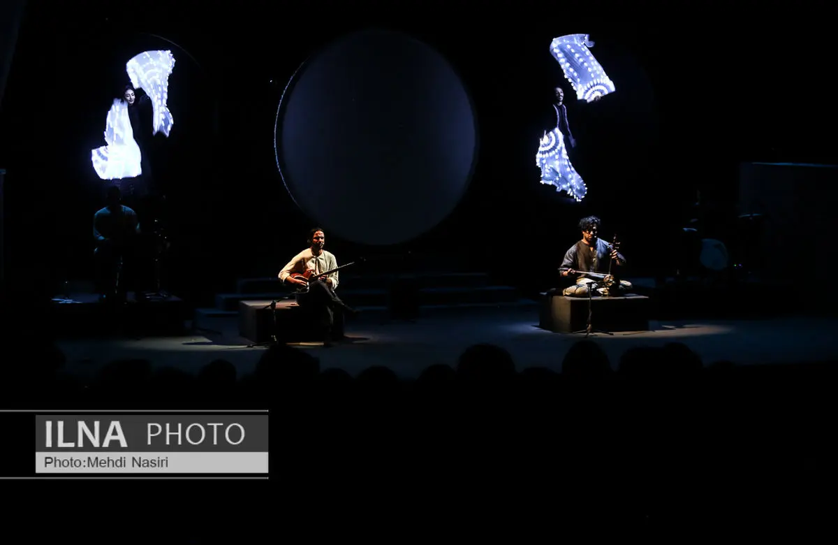 ویدئو/ بخشی از اجرای مشترک سهراب پورناظری و علی قمصری در کنسرت در هوای بی چگونگی