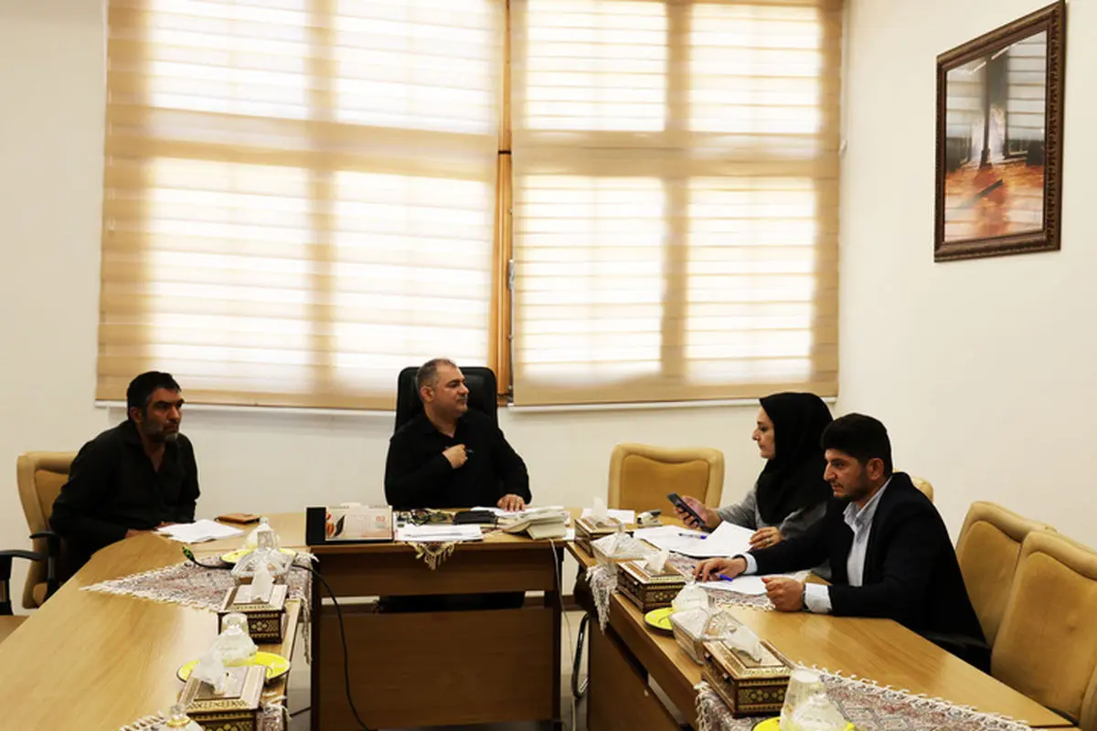 مطالبات شهروندان در دیدار چهره به چهره با مدیرکل میراث‌فرهنگی اصفهان بررسی شد