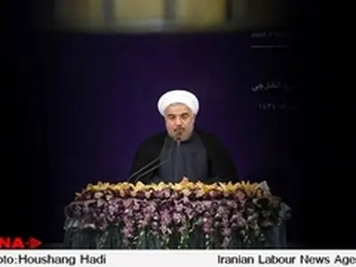 نباید هوای جامعه به گونه‌ای باشد که نقد زیر‌زمینی شود