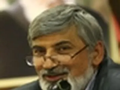 تبلیغات انتخاباتی خارج از زمان مناسب خود صحیح نیست