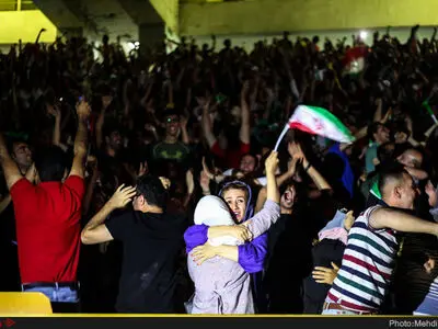 حضور قطعی خانواده‌ها در ورزشگاه‌ زمان زیادی می‌برد