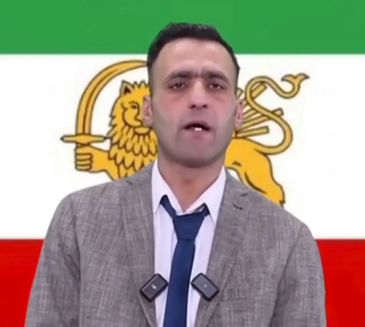 رهبر جدید خاندان پهلوی رسید! + فیلم