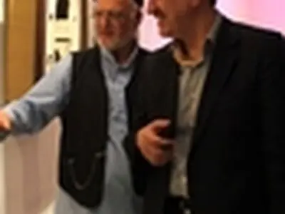 دیدار احمد مسجدجامعی از نمایشگاه هنرمندان خودآموخته