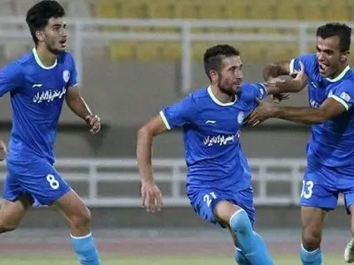 مهاجم سابق استقلال در انتظار اسکوچیچ