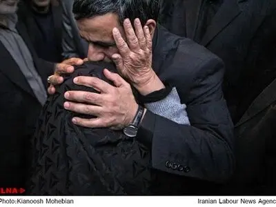 مراسم ترحیم والده محمود احمدی‌نژاد