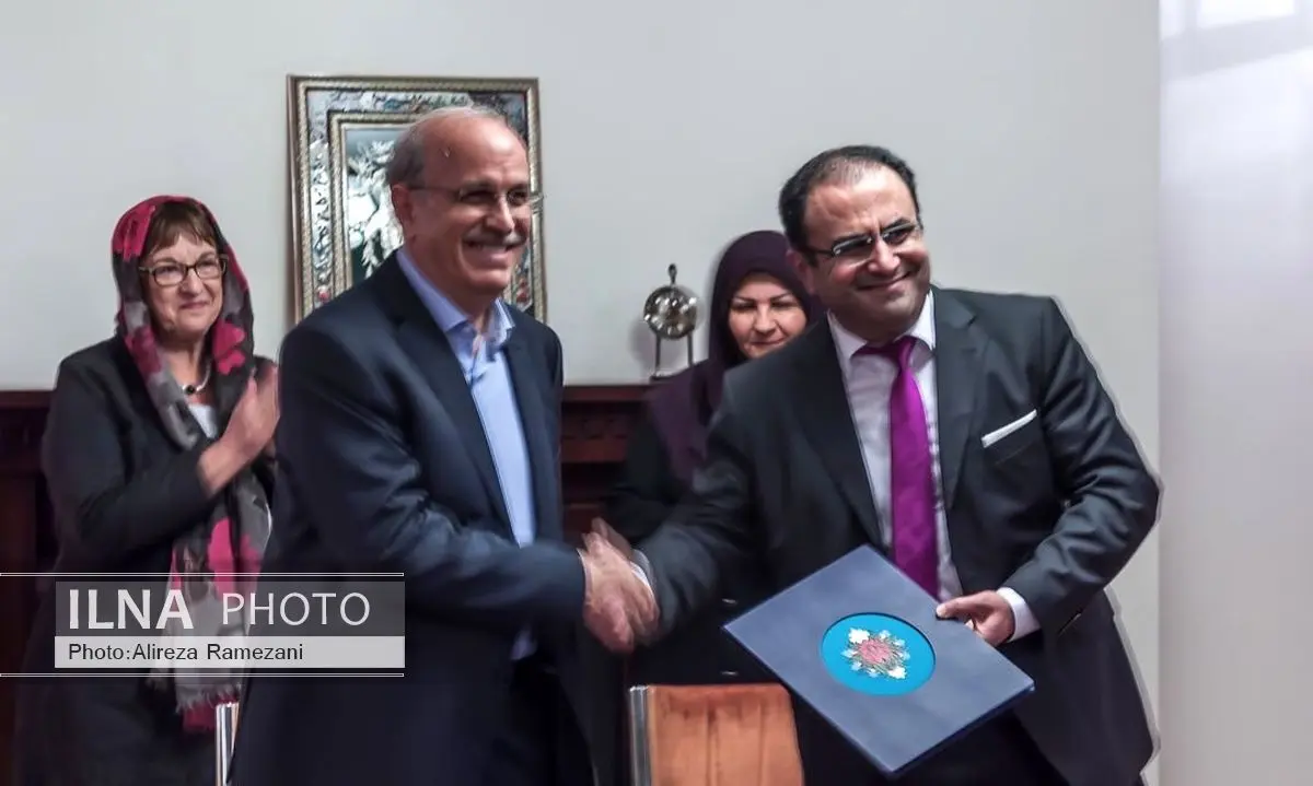 قرارداد تکنولوژی نشر دیجیتال با سازنده دومین پلتفرم موفق نشر الکترونیک در جهان