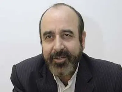 آموزش و پروش ساعت کتابخوانی را جدی بگیرد