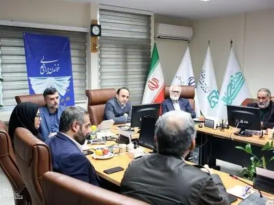 باید برخی رویدادهای فرهنگی را به شهرستان‌ها منتقل کنیم