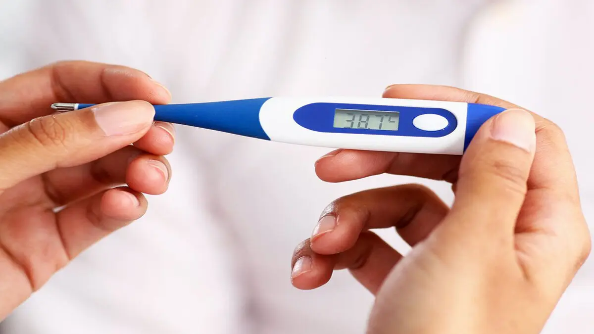 چرا بی‌دلیل تب می‌کنیم؟ 