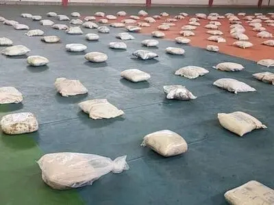 انهدام باند قاچاق سازمان‌یافته مواد مخدر موسوم به فانوس در بندرعباس/ ۲ تن و ۶۵۰ کیلوگرم تریاک کشف شد