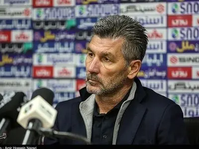  اوزونیدیس: استقلال تحت فشار است
