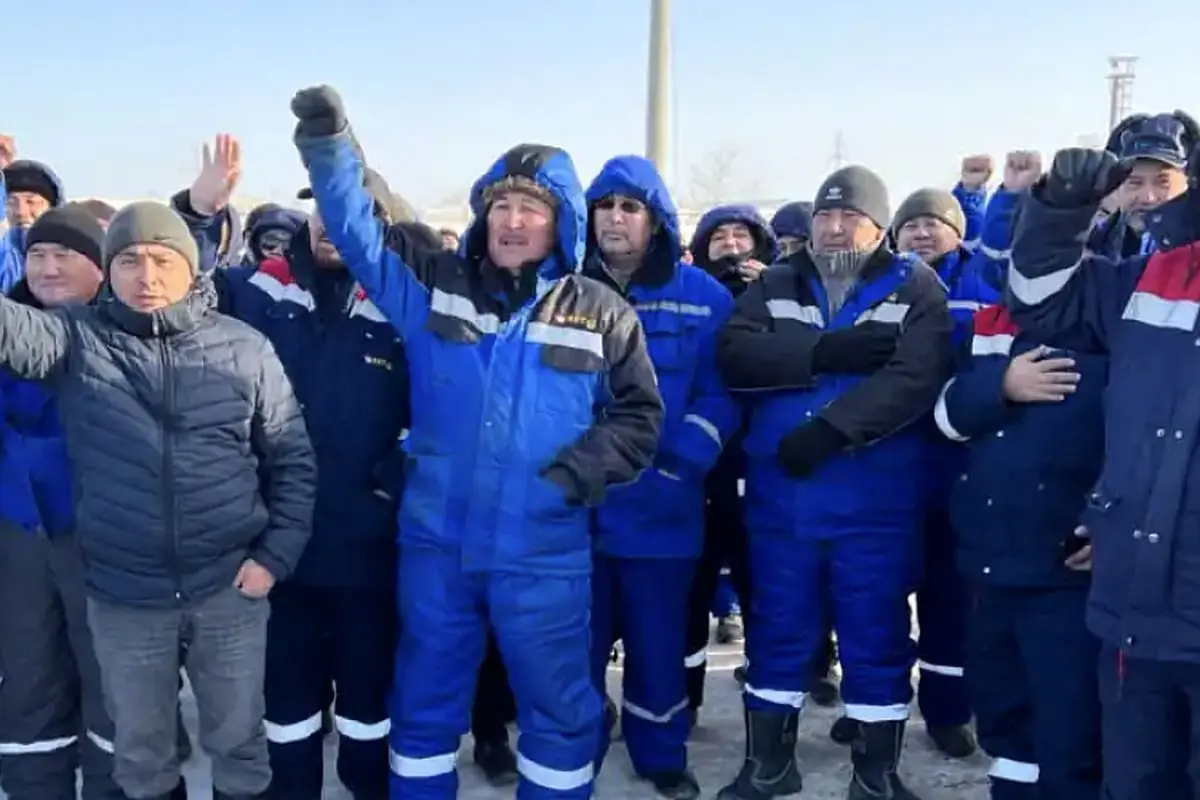 کنفدراسیون بین المللی تشکل های کارگری خواستار پاسخِ دولت قزاقستان به کارگران نفتی شد