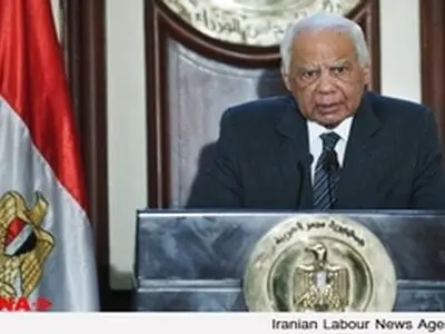 دولت موقت مصر استعفا داد