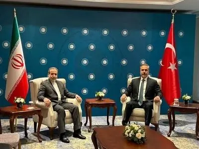 عراقجي يتحدث عن مشاوراته في تركيا