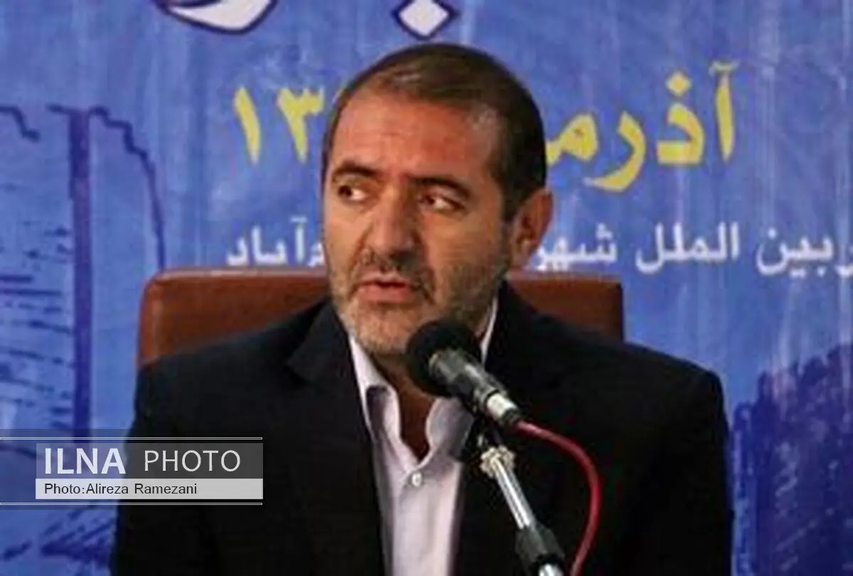 استخدام نیروی خدماتی  با مدرک دانشگاهی در شهرداری کذب است