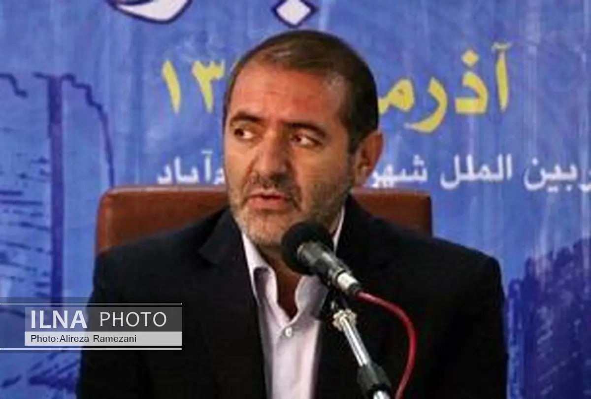 استخدام نیروی خدماتی  با مدرک دانشگاهی در شهرداری کذب است