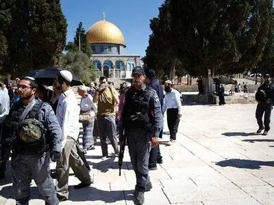 لحظه وقوع عملیات استشهادی جوانان فلسطینی به مقر نیروهای اسرائیلی+فیلم