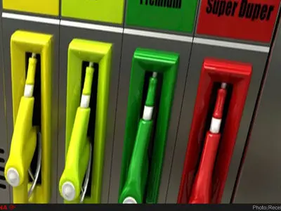 هر باک بنزین سوپر ۳ تا ۹ میلیون تومان