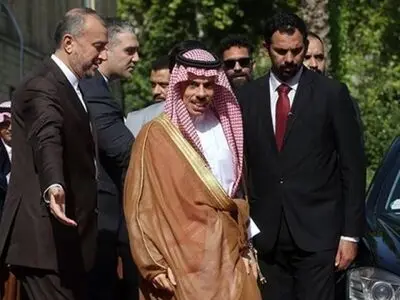 تبادلا التهاني بمناسبة عید الاضحى المبارک... أمیرعبداللهیان ونظیره السعودي یؤکدان ضرورة وحدة الامة الاسلامیة