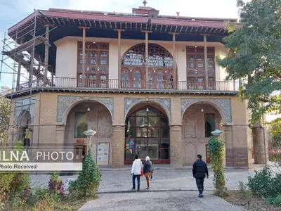  ۲۴ ماه زمان و ۲ و نیم میلیارد تومان اعتبار تا اتمام مرمت کاخ چهل ستون قزوین/ داربست‌ها از ضلعی به ضلع دیگر تا پایان مرمت باقی خواهد ماند