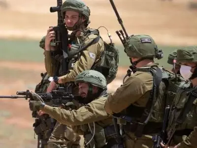 بازداشت و زخمی شدن دو برادر فلسطینی توسط نظامیان صهیونیست در کرانه غربی