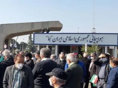 بال‌هایِ چیده‌یِ «هما» برای بازنشستگان/ چراییِ ادغام دو صندوق بازنشستگی وابسته به دولت!
