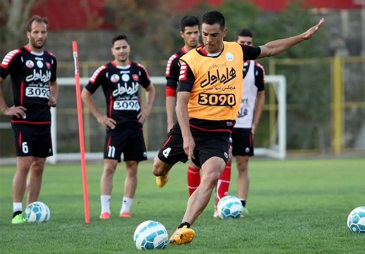 مایکل اومانیا برابر نسل جدید پرسپولیس