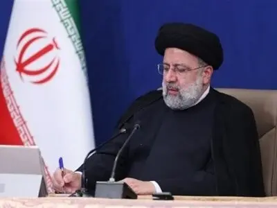 الرئیس الإیراني یوجه رسالة عزاء إلى نظیریه الترکي والسوري في ضحایا الزلزال