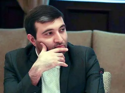  افزایش قیمت بنزین راه‌حل نیست/ آلودگی هوا نتیجه حکمرانی جزیره‌ای در صنعت خودروست