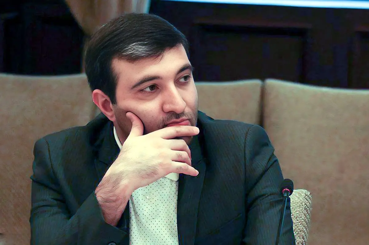  افزایش قیمت بنزین راه‌حل نیست/ آلودگی هوا نتیجه حکمرانی جزیره‌ای در صنعت خودروست