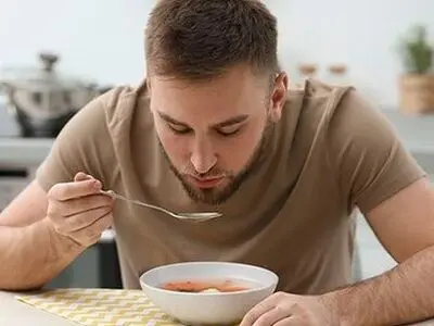 خوردن غذایی که دوست نداریم چه بلایی سر بدنمان می‌آورد؟
