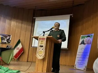 بسیج در ساخت راه و آبرسانی به مناطق محروم پیشگام است