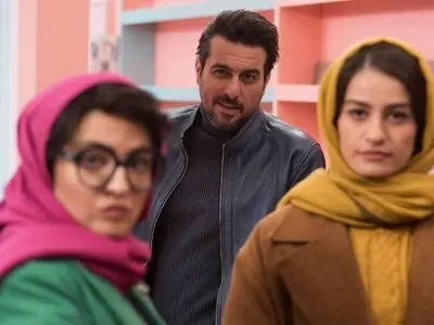 اکران «آغوش باز» به تعویق افتاد