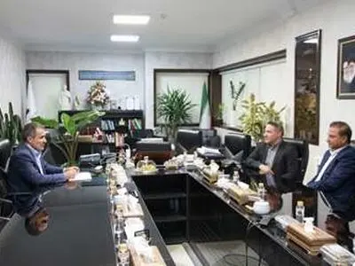 دیدار نماینده سپیدان استان فارس با معاون وزیر صمت
