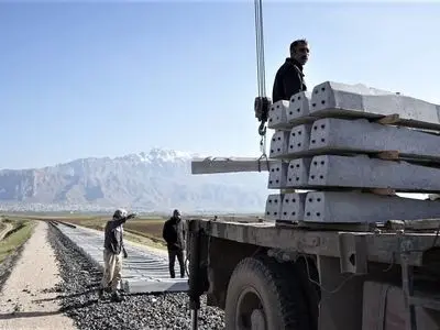 زیرسازی راه‌آهن کرمانشاه - اسلام‌آباد غرب ۸۷ درصد پیشرفت دارد