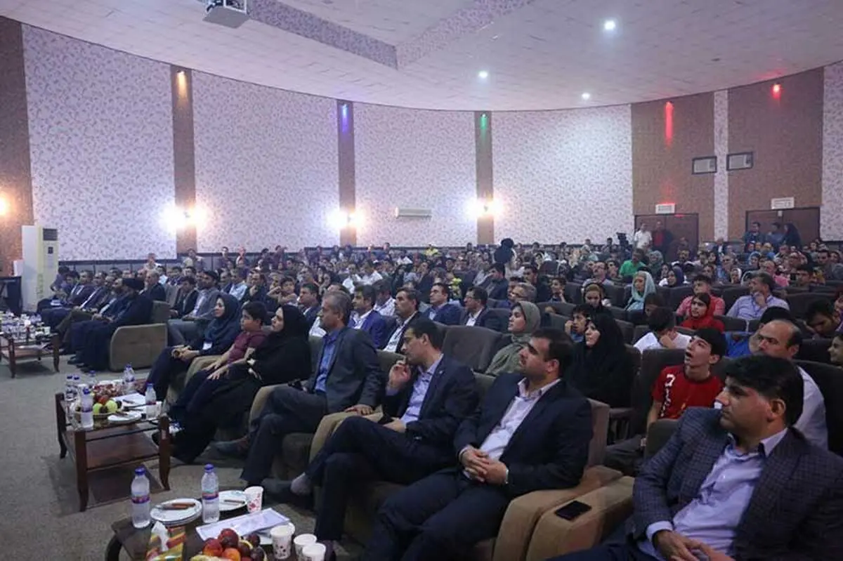 اولین جشنواره خانوادگی کارگران کشور افتتاح شد