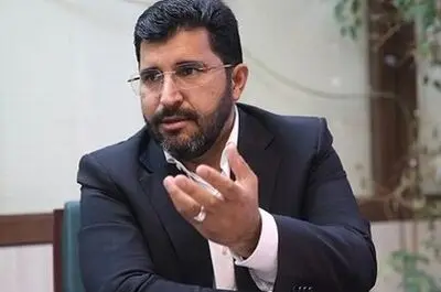 انتصابات فامیلی و رانت در بنگاه‌های اقتصادی اعتماد مردم را از بین می‌برد/ فساد سیاسی، رانت‌خواری و پارتی‌بازی به شکل جدی جرم‌انگاری نشده است