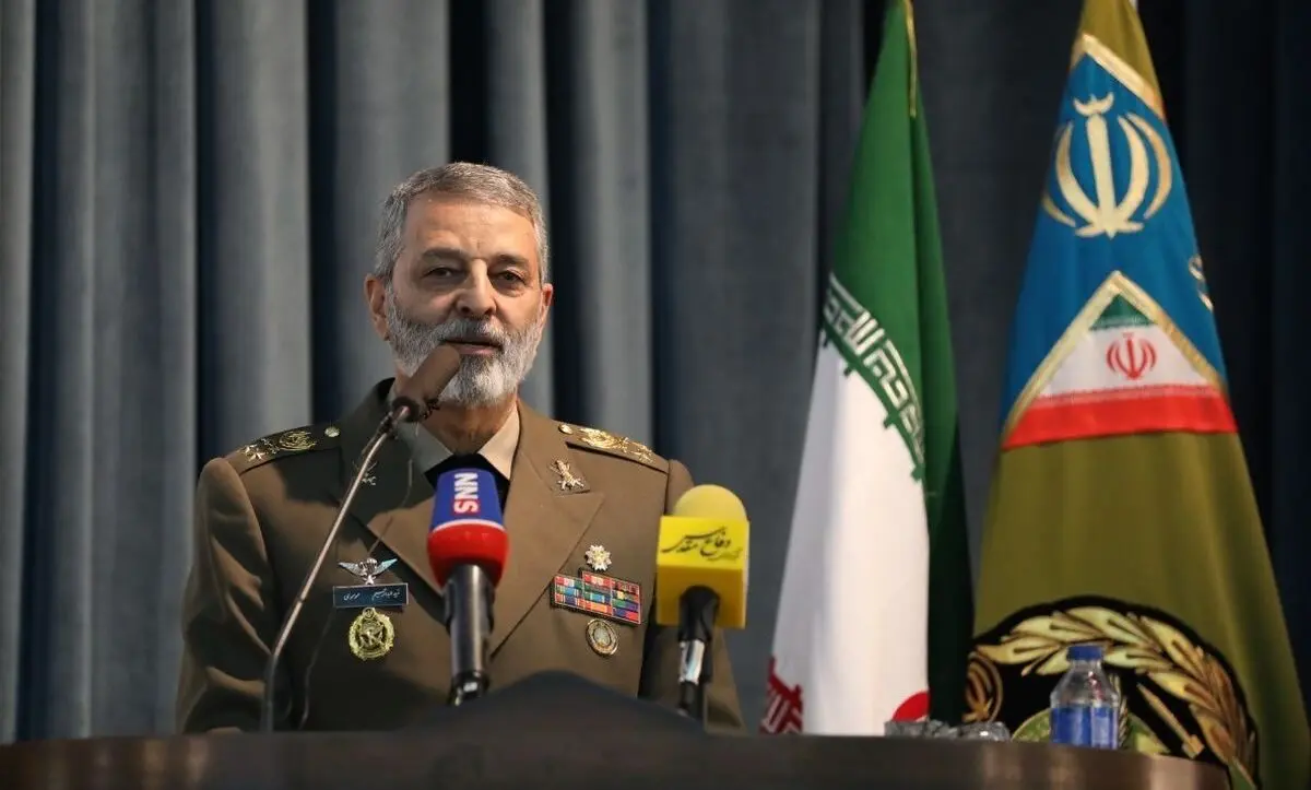 پرستاران و دانشجویان نمونه دانشگاه علوم پزشکی ارتش تجلیل شدند