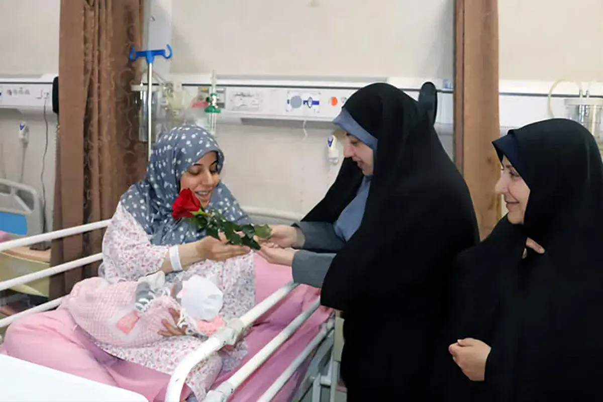 فرهنگ فرزندآوری مسئولانه در میان زوجهای جوان تقویت شود