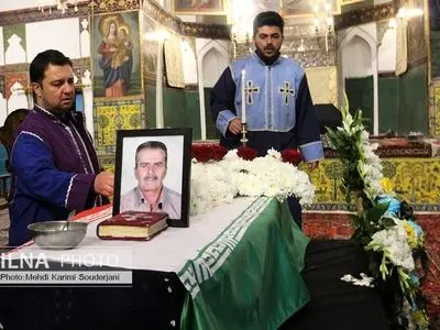 تشییع شهید آوانس سیمونیان  در کلیسای حضرت مریم  اصفهان