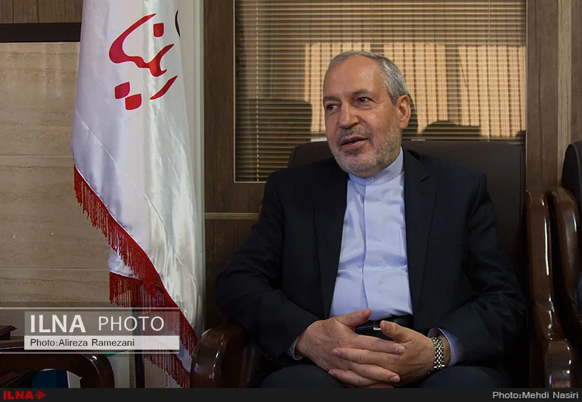 خبرنگاران به عنوان مشاورانی دلسوز و ناصحانی مشفق انجام وظیفه می‌کنند