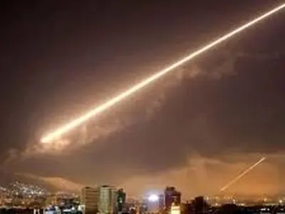 مقابله پدافند هوایی ارتش سوریه با پهپاد شناسایی در حومه حلب