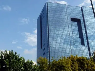 نرخ سود بازار بین بانکی ۱۸.۶۲ درصد شد/ سقوط ۲۳.۹ درصدی قیمت مرجع