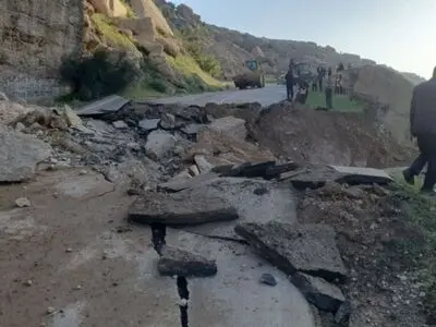 جاده مسجدسلیمان - اندیکا بر اثر ریزش سنگ مسدود شد