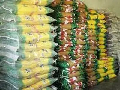 فروشگاه‌ها در گیلان از عرضه برنج خارجی خودداری کنند