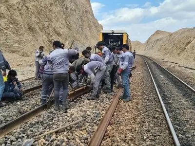 حقوق اردیبهشت ماه کارگران ابنیه فنی تراورس پرداخت شد 