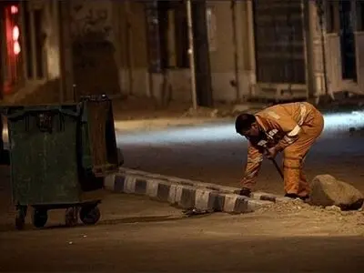 کارگران شهرداری الوند سه ماه مزد عقب افتاده دارند/بازرس شهرداری: همه مطالبات را تا پایان شهریور می‌پردازیم